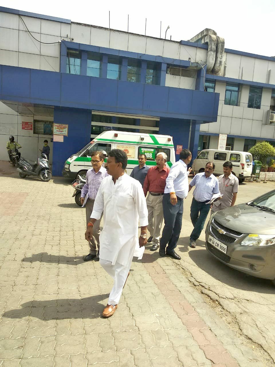 फर्श पर प्रसव की घटना पर खेद प्रकट करते हुए स्वास्थ्य मंत्री तुलसीराम सिलावाट ने दो दिन में रिपोर्ट देने के लिए दिए निर्देश | New India Times