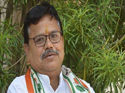 मिलावट और कम नाप-तौल करने वालों के विरुद्ध विशेष अभियान चलाने के मंत्री प्रद्युमन सिंह तोमर ने दिए निर्देश | New India Times