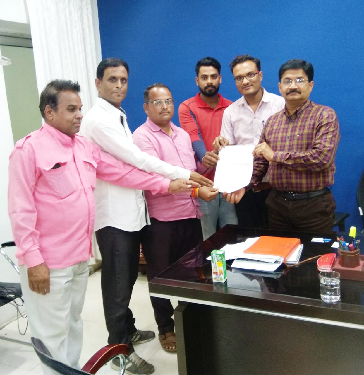 झकनावदा पुलिस चौकी पर स्टाॅफ बढ़ाने और चार पहिया वाहन उपलब्ध करवाने की जागरूक नागरिकों ने की मांग | New India Times