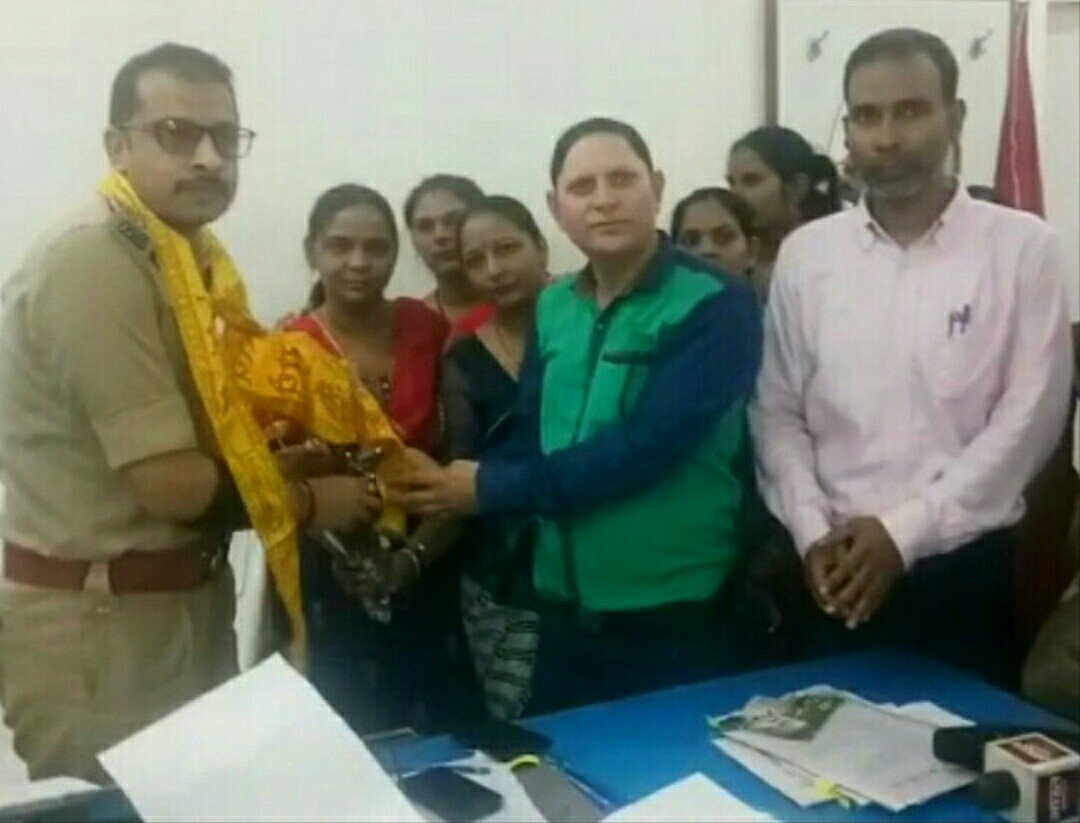 वरिष्ठ पुलिस अधीक्षक मथुरा का किया गया नागरिक अभिनंदन | New India Times