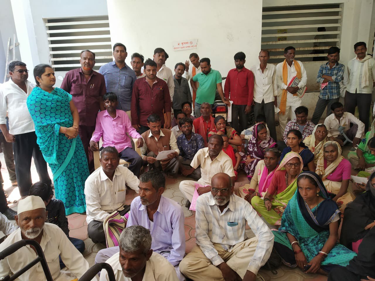 पंचायतराज से न्याय के लिए दिव्यांगों ने लगाई गुहार | New India Times