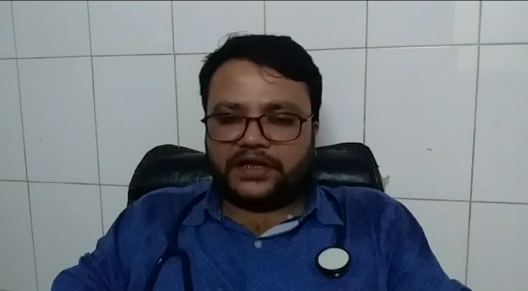 योगी सरकार के बेहतर स्वास्थ्य सेवाओं के दावों की निकली हवा, पुरुष अस्पताल में प्रसूता का हुआ प्रसव, इलाज के अभाव में नवजात की मौत | New India Times