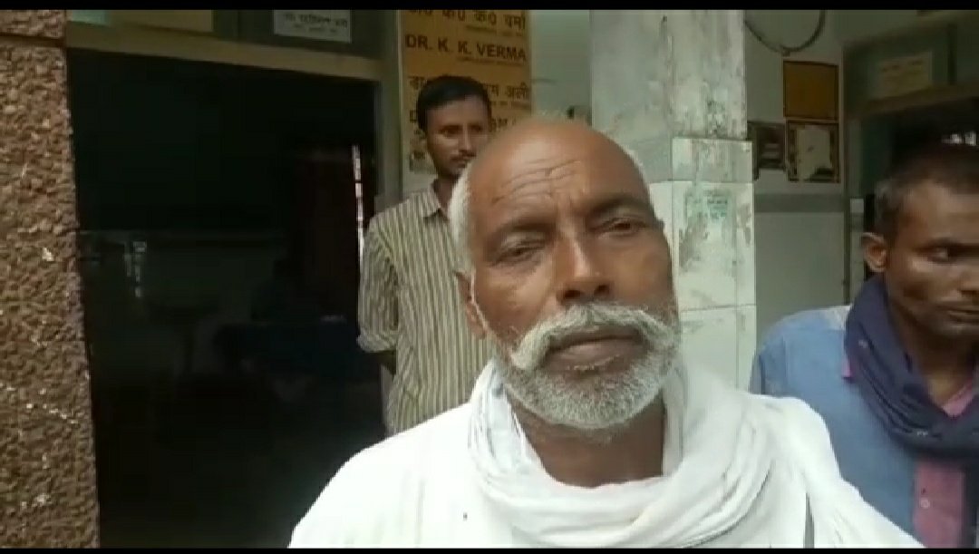 अस्पताल के दर पर जिंदगी दर-ब-दर: जिला अस्पताल बहराइच में एम्बुलेंस के इंतजार में मासूम की हुई तड़प तड़प कर मौत, 108 एंबुलेंस के चालक पर पैसे मांगने का परिजनों ने लगाया आरोप | New India Times