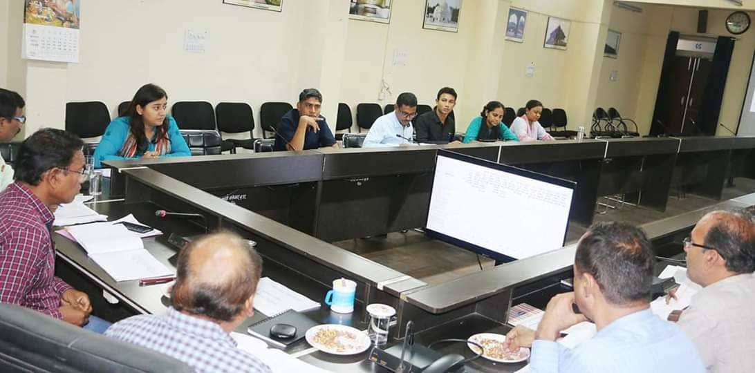 बुरहानपुर कलेक्टर ने ली राजस्व अधिकारियों की बैठक | New India Times