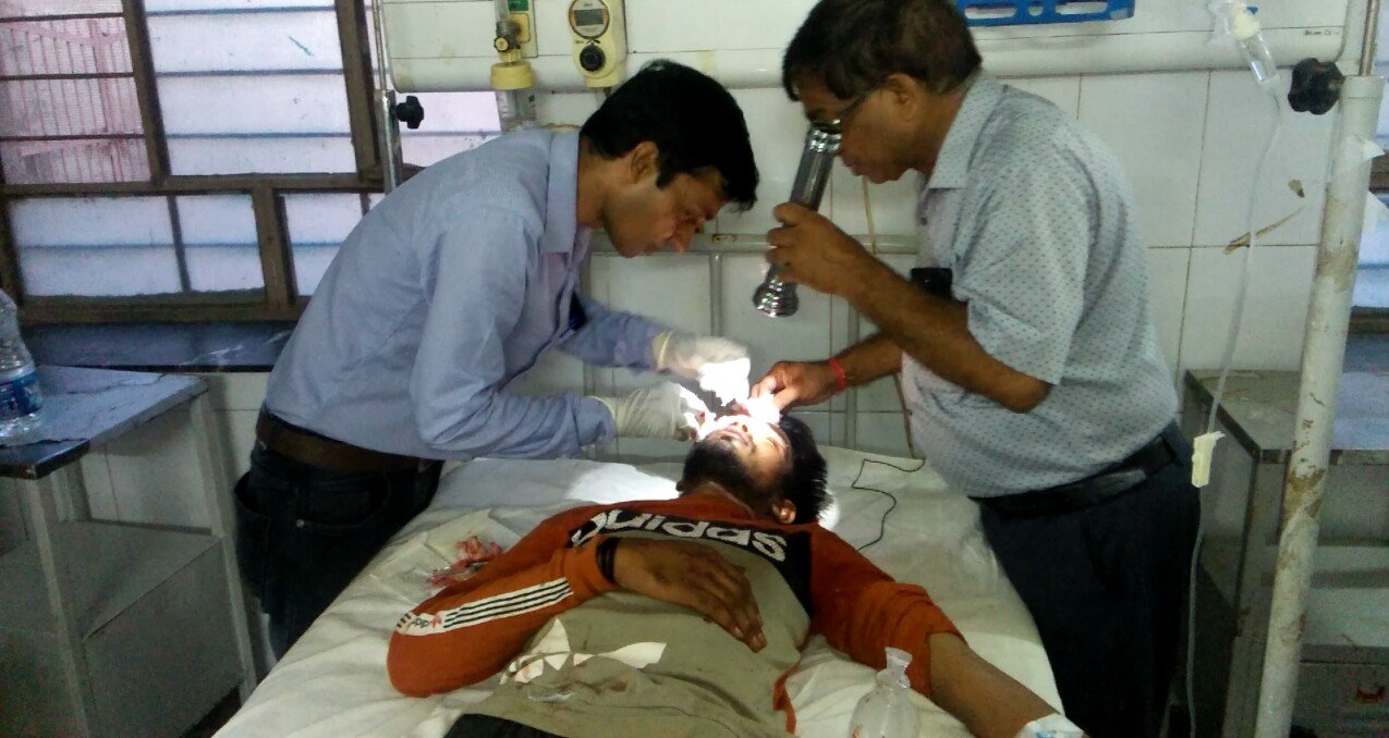 बजरी माफियाओं और पुलिस कर्मियों के बीच हुई मुठभेड़ में एक माफिया की मौत, एक पुलिसकर्मी घायल | New India Times