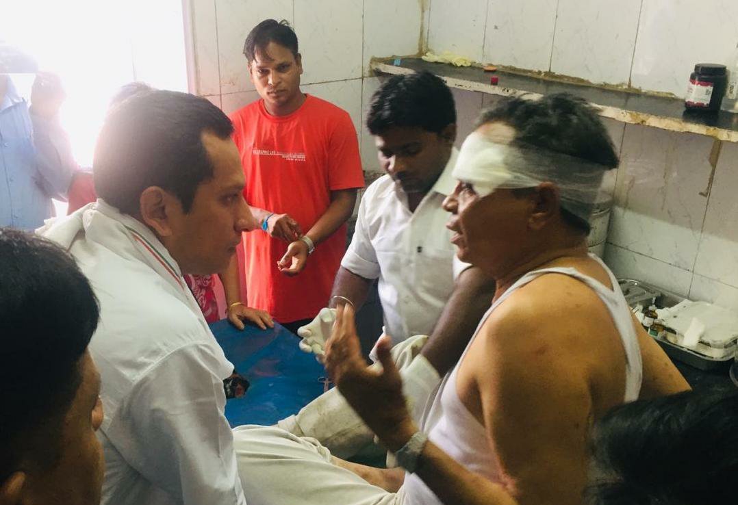 दिनदहाड़े किराना व्यापारी से बंदूक की नोंक पर लाखों की लूट | New India Times