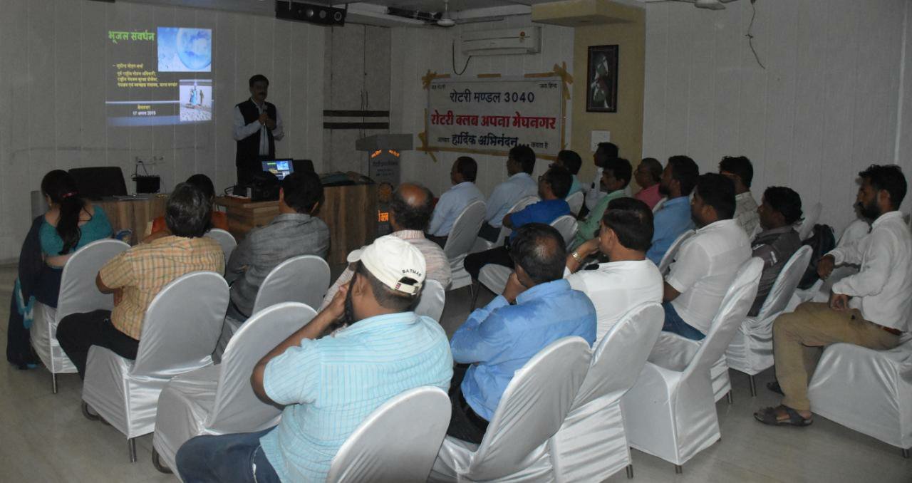 भूमिगत जल का स्तर का स्त्रोत बढ़ाकर हम अपनी आने वाली पीढ़ियों के लिए जल का स्त्रोत बढ़ा सकते हैं: डॉक्टर सुधीर मोहन शर्मा | New India Times