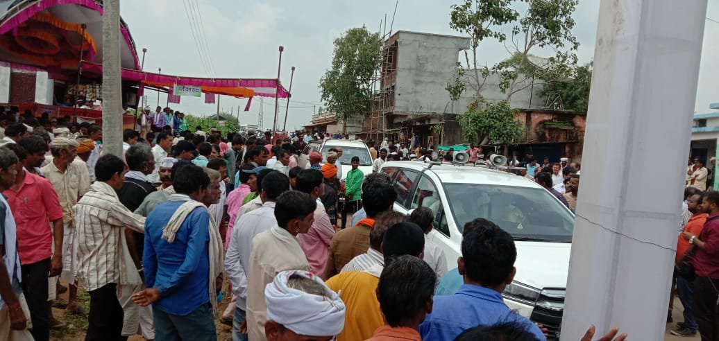 पूर्व मुख्यमंत्री बाबूलाल गौर के निधन का समाचार मिलने के बाद 'आपकी सरकार आपके द्वार, का कार्यक्रम 2 मिनट का मौन रखकर किया गया निरस्त | New India Times