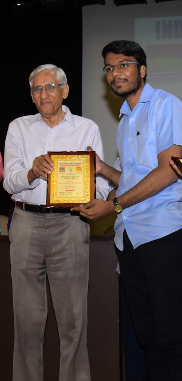 डिजिटल मीडिया/वेब पोर्टल व यूट्यूब चैनल के क्षेत्र में प्रशंसनीय कार्य करने वाले 97 पत्रकारों को "डिजिटल मीडिया एवार्ड 2019" से किया गया सम्मानित | New India Times