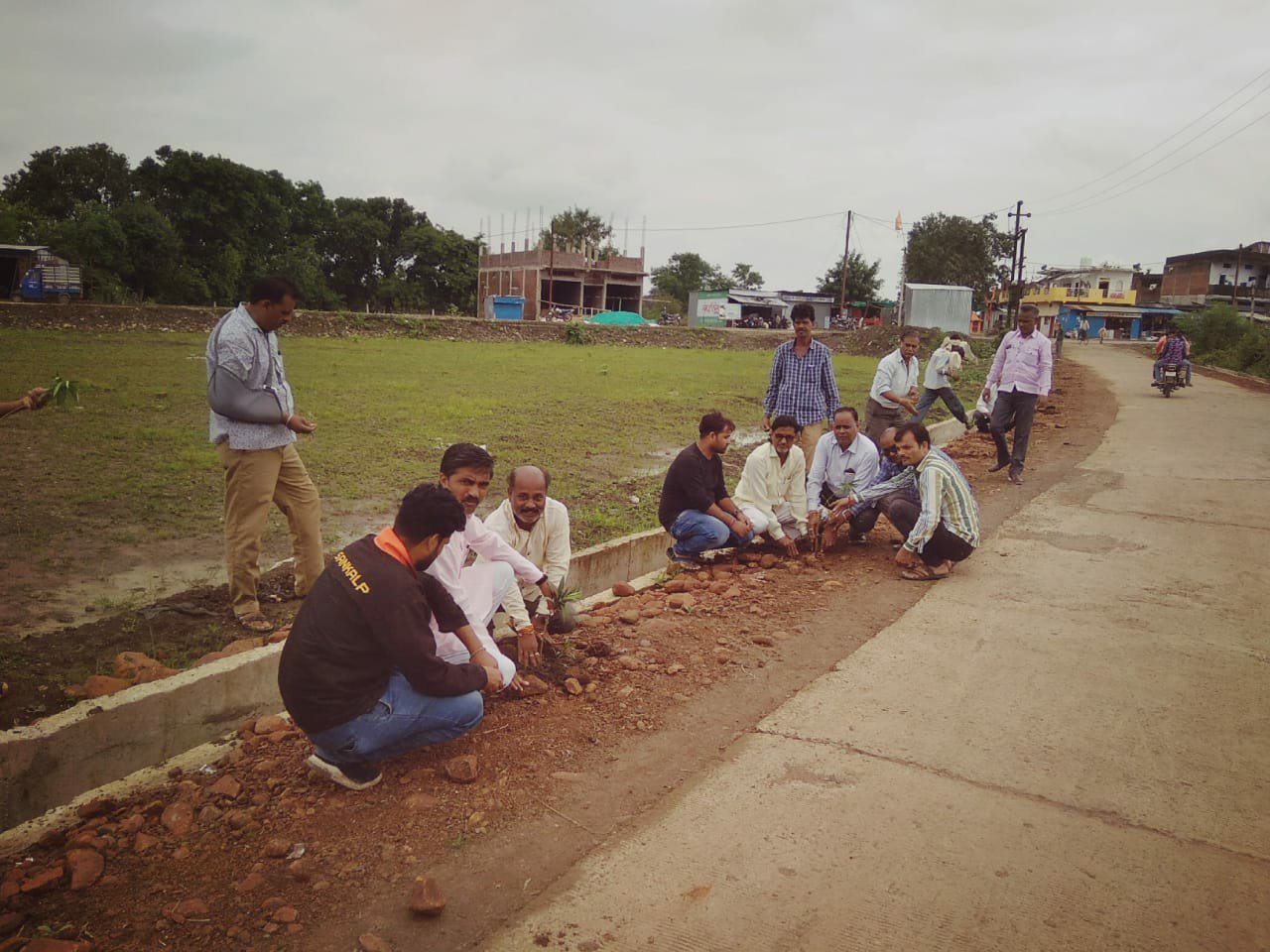 नगर पालिका अध्यक्ष देवरी के नेतृत्व में हुआ 150 पौधों का रोपण | New India Times