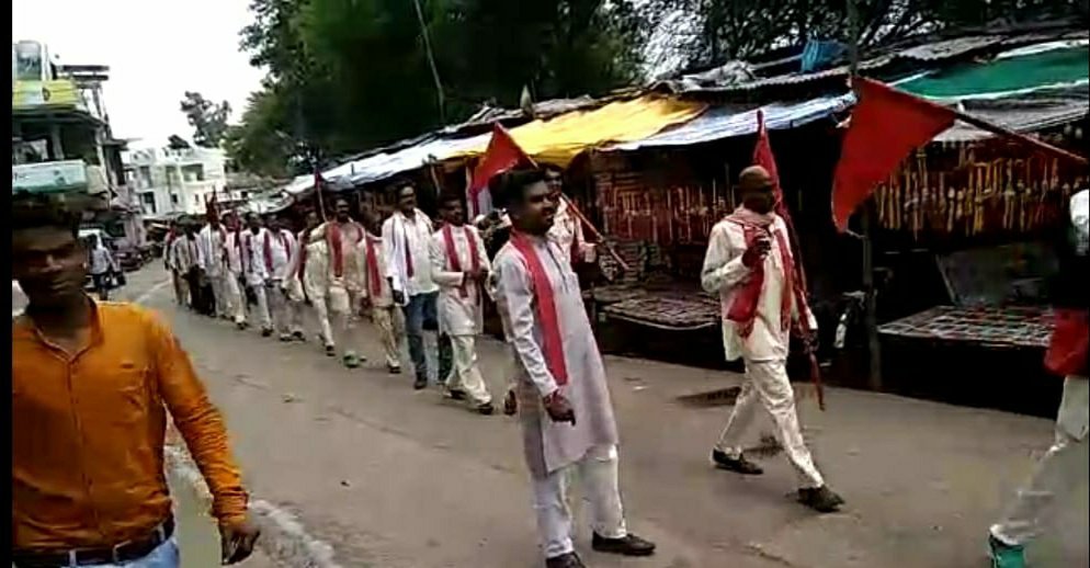 अवैध शराब के विरोध में रैली निकाल व विरोध प्रदर्शन कर सौंपा गया ज्ञापन, बड़ी संख्या में महिलाएं हुई शामिल | New India Times