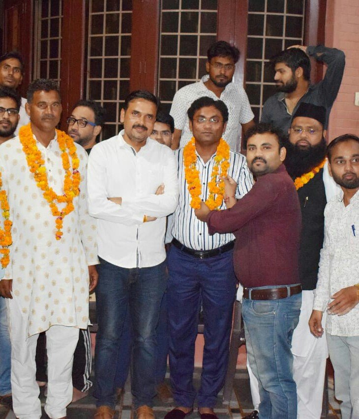 धौलपुर में सर्व समाज के द्वारा जश्ने ईद मिलादुन्नबी सदर माजिद शरीफी का किया गया स्वागत | New India Times