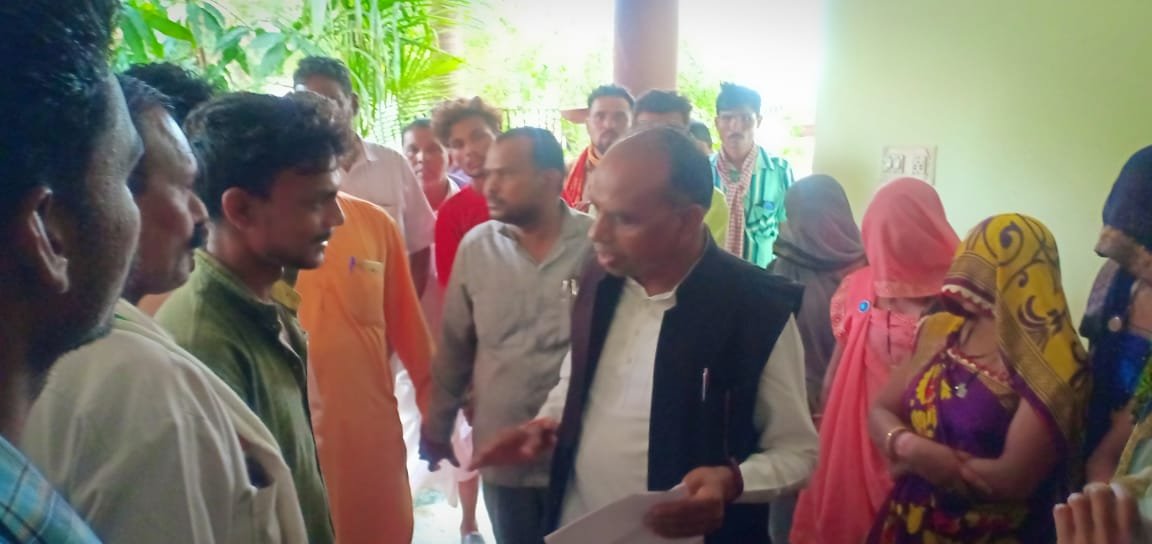 अनुसूचित जाति समाज के लोगों ने विधायक वीर सिंग भूरिया से मिलकर की बस स्टैंड पार्क में डाॅ भीमराव आंबेडकर की प्रतिमा लगाने की मांग | New India Times