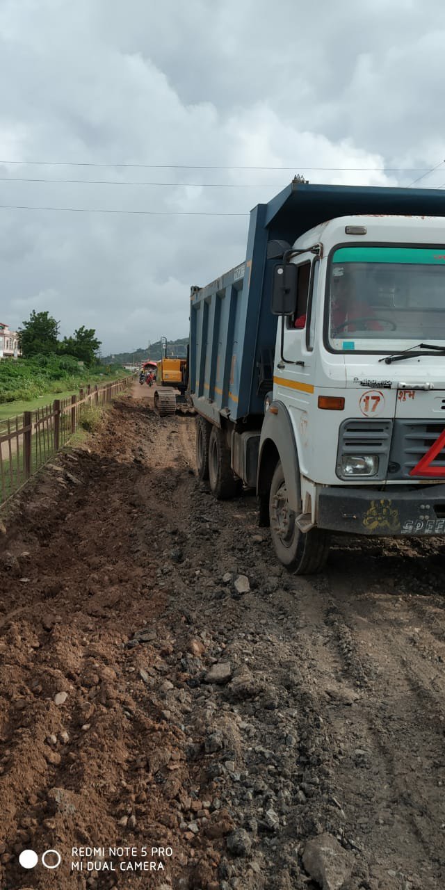 ज्योतिरादित्य सिंधिया जी के प्रयास और सत्येन्द्र शर्मा की मेहनत लाई रंग, राष्ट्रीय राजमार्ग का कार्य हुआ शुरू 3 ज्योतिरादित्य सिंधिया जी के प्रयास और सत्येन्द्र शर्मा की मेहनत लाई रंग, राष्ट्रीय राजमार्ग का कार्य हुआ शुरू | New India Times