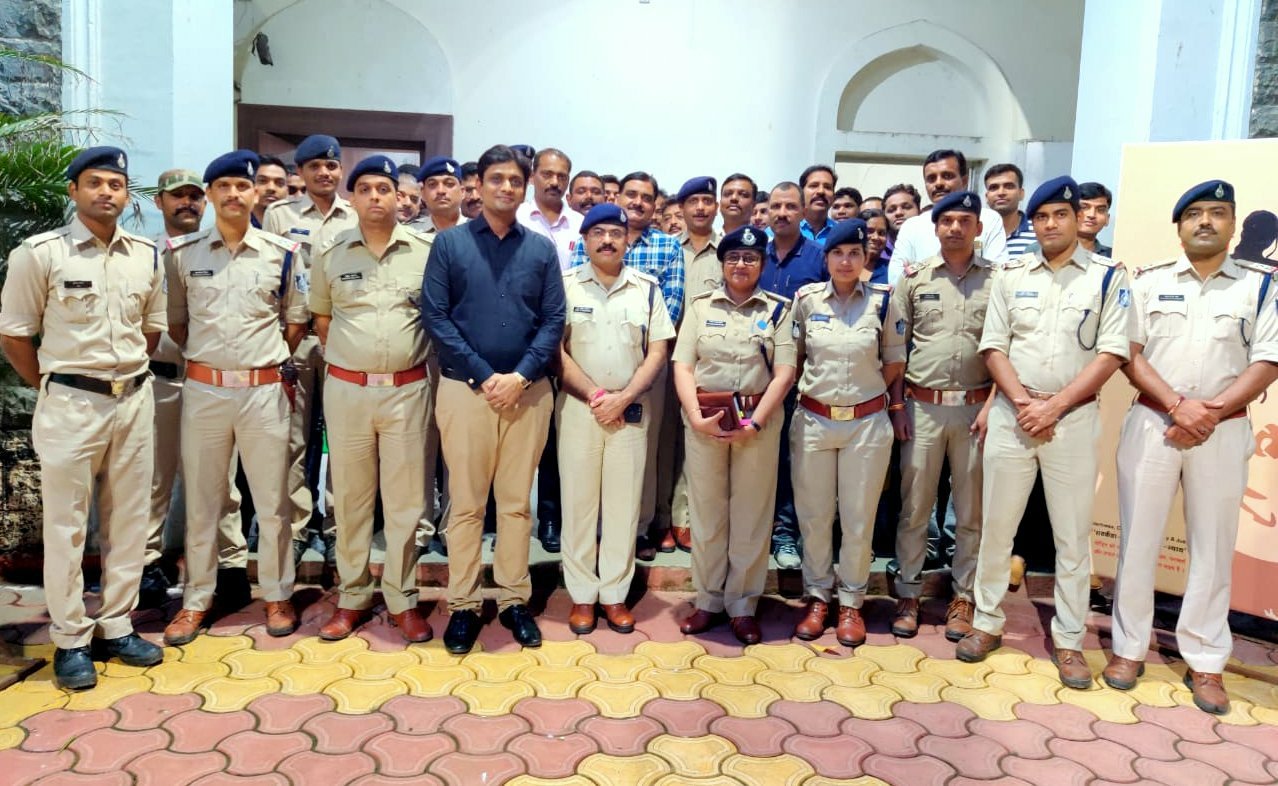 साइबर क्राइम की रोकथाम के लिए आयोजित 5 दिवसीय प्रशिक्षण कार्यक्रम का हुआ समापन 2 साइबर क्राइम की रोकथाम के लिए आयोजित 5 दिवसीय प्रशिक्षण कार्यक्रम का हुआ समापन | New India Times