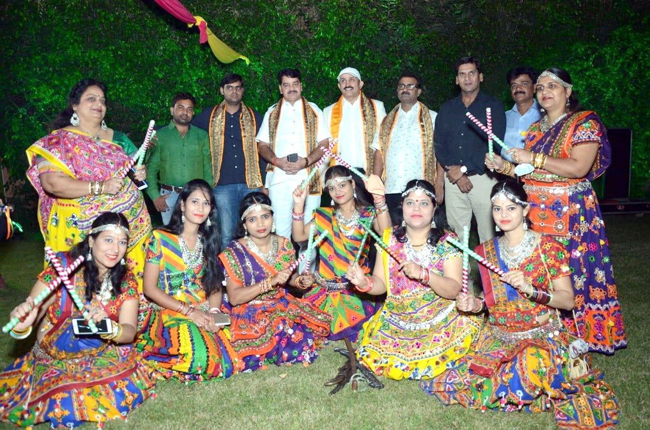 उपजा प्रदेश उपाध्यक्ष ने दीप प्रज्वलित कर किया डांडिया नाइट का शुभारंभ | New India Times