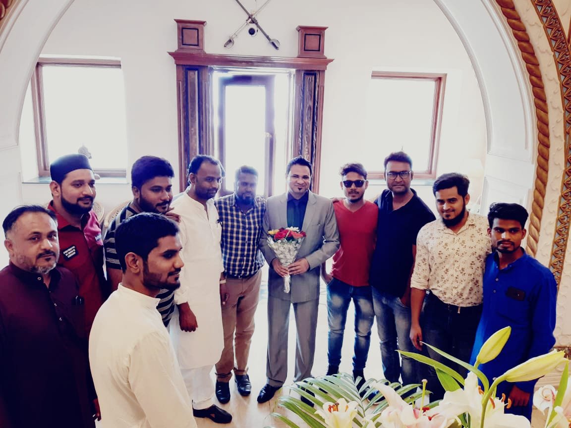 गोरखपुर के डाॅ कफील अहमद से भोपाल के युवाओं ने की मुलाकात | New India Times