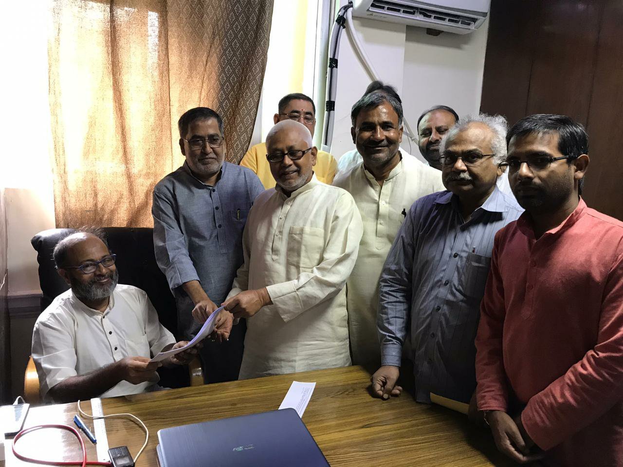 जनता दल (यूनाइटेड) के सांगठनिक चुनाव के अंतिम चरण में नई दिल्ली में नीतीश कुमार ने दाखिल किया नामांकन 2 जनता दल (यूनाइटेड) के सांगठनिक चुनाव के अंतिम चरण में नई दिल्ली में नीतीश कुमार ने दाखिल किया नामांकन | New India Times