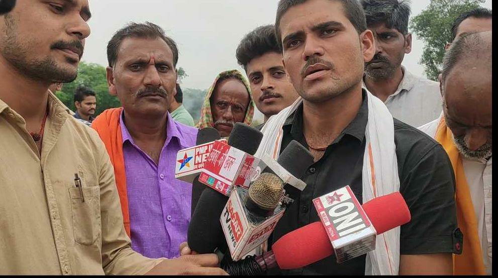 पन्ना जिले की नवविवाहित महिला की झारखंड में हुई संदिग्ध परिस्थितियों में मौत, मायके वालों ने लगाया पति और उसके भांजे पर हत्या के आरोप | New India Times