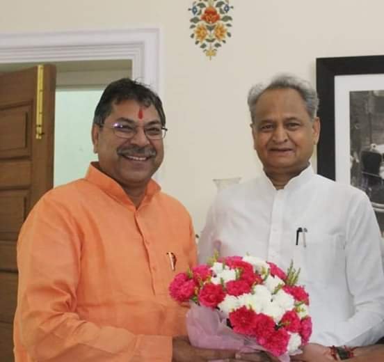 स्थानीय निकाय चुनाव प्रक्रिया पर उठे आपसी विवाद व फिर से टोल वसूली से कांग्रेस को लग सकता है झटका | New India Times