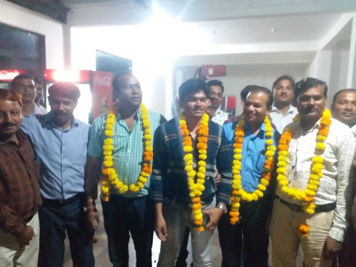 आदिवासी कर्मचारी अधिकारी संगठन आकास का हुआ बैठक, बैठक में तहसील कार्यकारिणी का हुआ गठन | New India Times