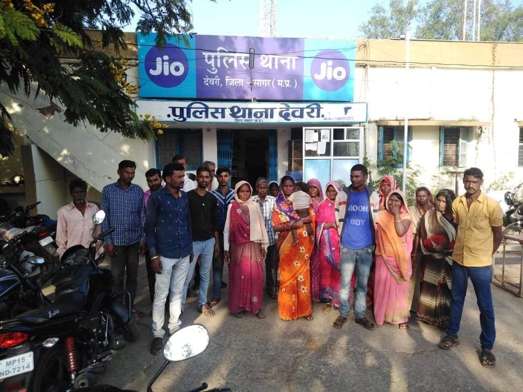 क्रेशर की ब्लास्टिंग से उभरे विवाद में गई एक की जान, घटना के बाद जागा प्रशासन, क्रेशर सील, डंपर जब्त | New India Times