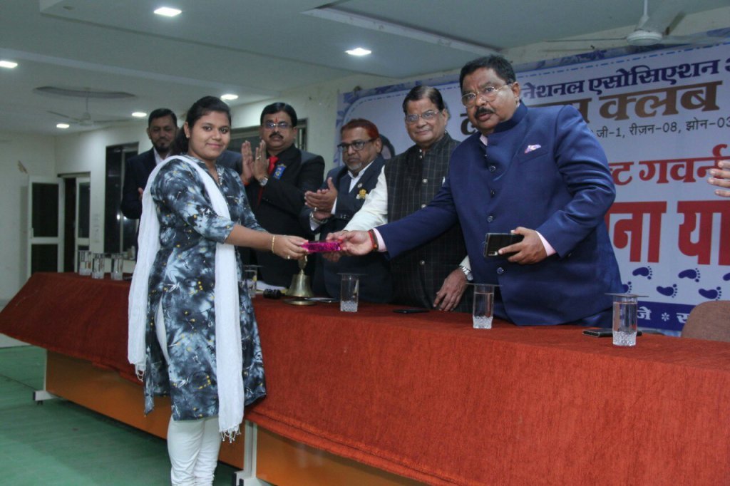 लायंस क्लब बुरहानपुर के डिस्ट्रिक्ट गवर्नर की सद्भावना यात्रा पर आयोजित हुए विभिन्न कार्यक्रम | New India Times