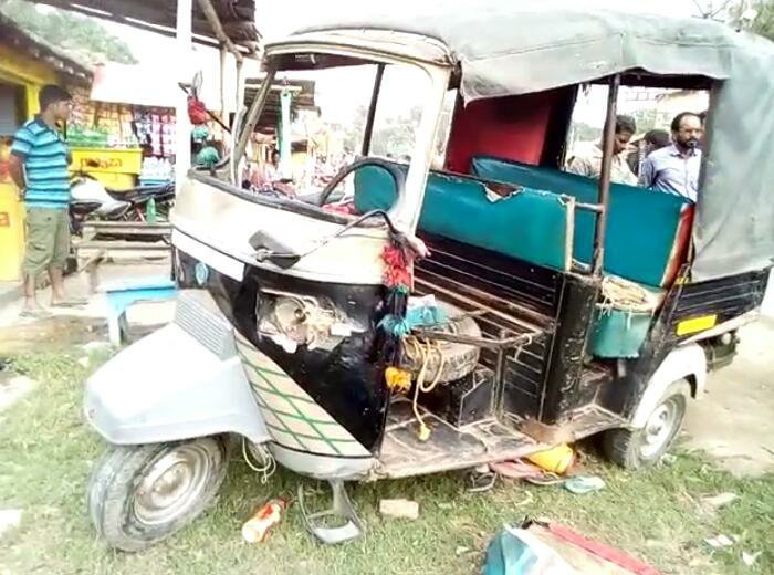 टेंपो (आटो रिक्शा) पलटने से 8 लोग गंभीर रूप से घायल, घायलों में चार महिलाएं व चार पुरुष शामिल 2 टेंपो (आटो रिक्शा) पलटने से 8 लोग गंभीर रूप से घायल, घायलों में चार महिलाएं व चार पुरुष शामिल | New India Times