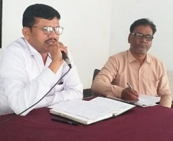 लर्निंग आउटकम परीक्षा को लेकर लहरपुर में कार्यशाला का हुआ आयोजन 2 लर्निंग आउटकम परीक्षा को लेकर लहरपुर में कार्यशाला का हुआ आयोजन | New India Times