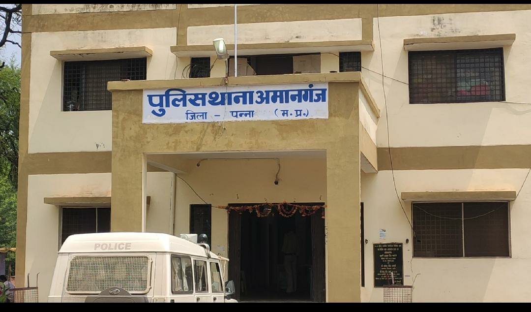 पुलिस अभिरक्षा से चोरी का आरोपी हुआ फरार | New India Times