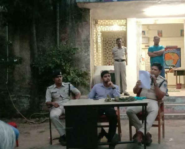 राम जन्म भूमि- बाबरी मस्जिद मामले के फैसल को लेकर आम्बुआ थाने में शांति समिति की बैठक संपन्न 2 राम जन्म भूमि- बाबरी मस्जिद मामले के फैसल को लेकर आम्बुआ थाने में शांति समिति की बैठक संपन्न | New India Times