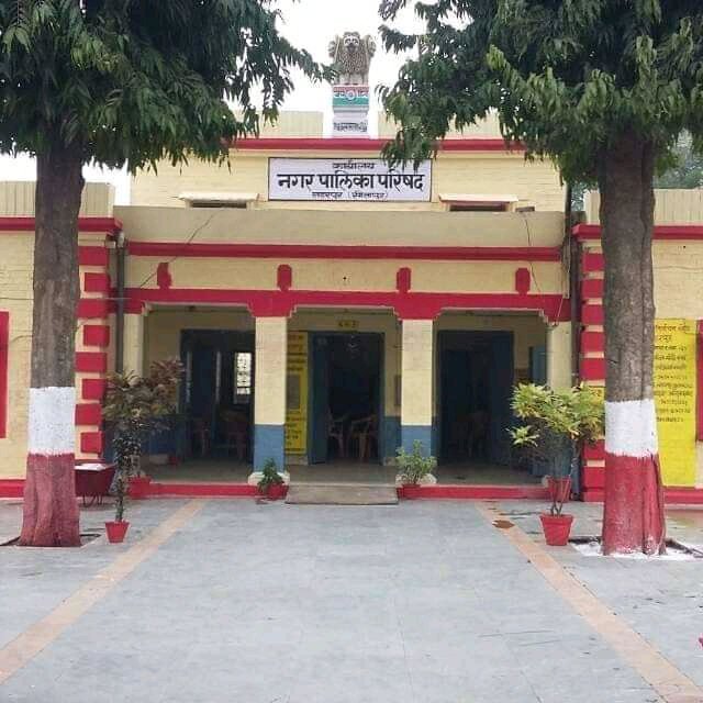 लहरपुर पालिका प्रशासन द्वारा कराए जा रहे विकास कार्यों की गुणवत्ता शून्य | New India Times