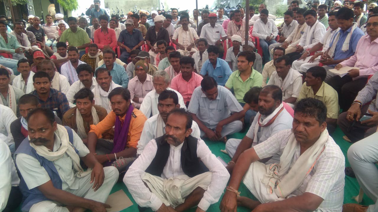 विधायक वीर सिंग भूरिया ने लगाई कार्यकर्ताओं की क्लास, कहा एकता कर कांग्रेस पार्टी के उम्मीदवार करें कामयाब | New India Times