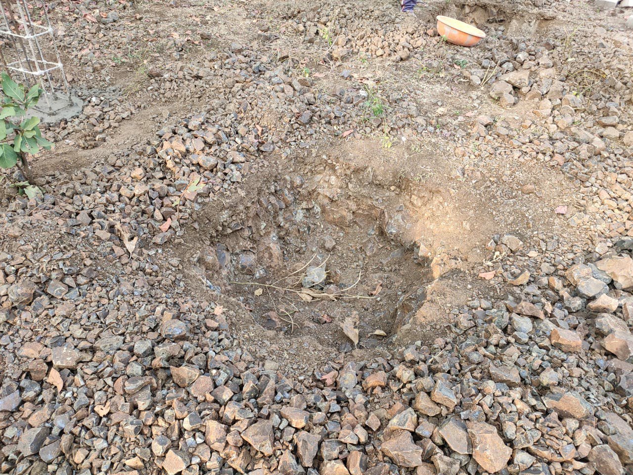 विधायक निधि से बनाया जा रहा है गुणत्ताहीन सामुदायिक भवन | New India Times