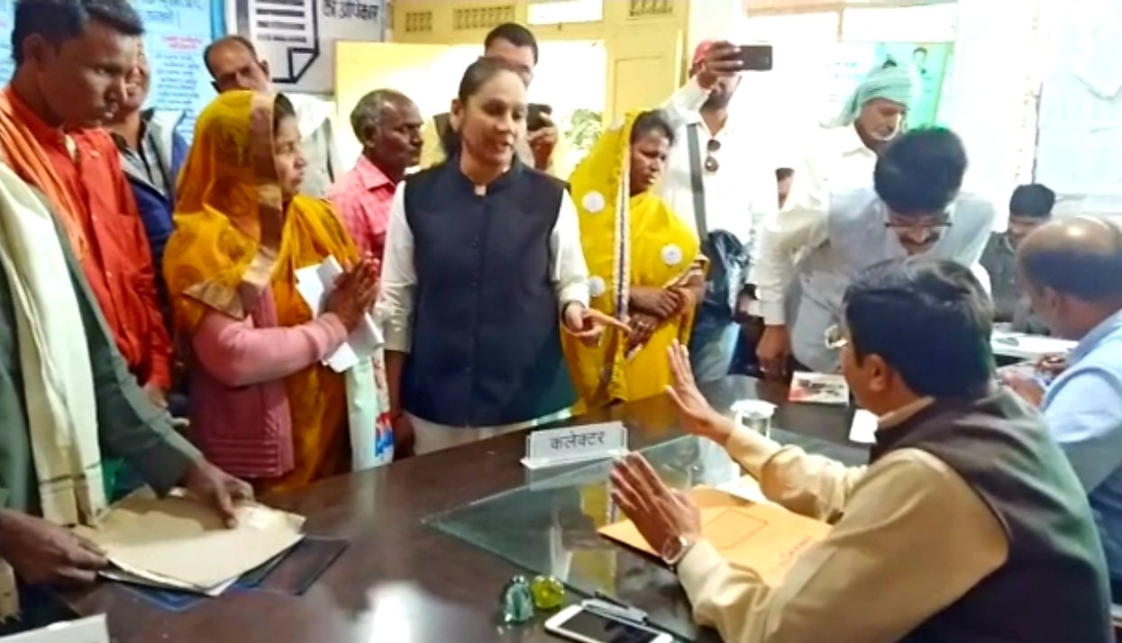 ग़रीबों की मसीहा बनीं विधायक रामबाई, नागरिकों की सहायता के लिए हमेशा रहती हैं तैयार | New India Times