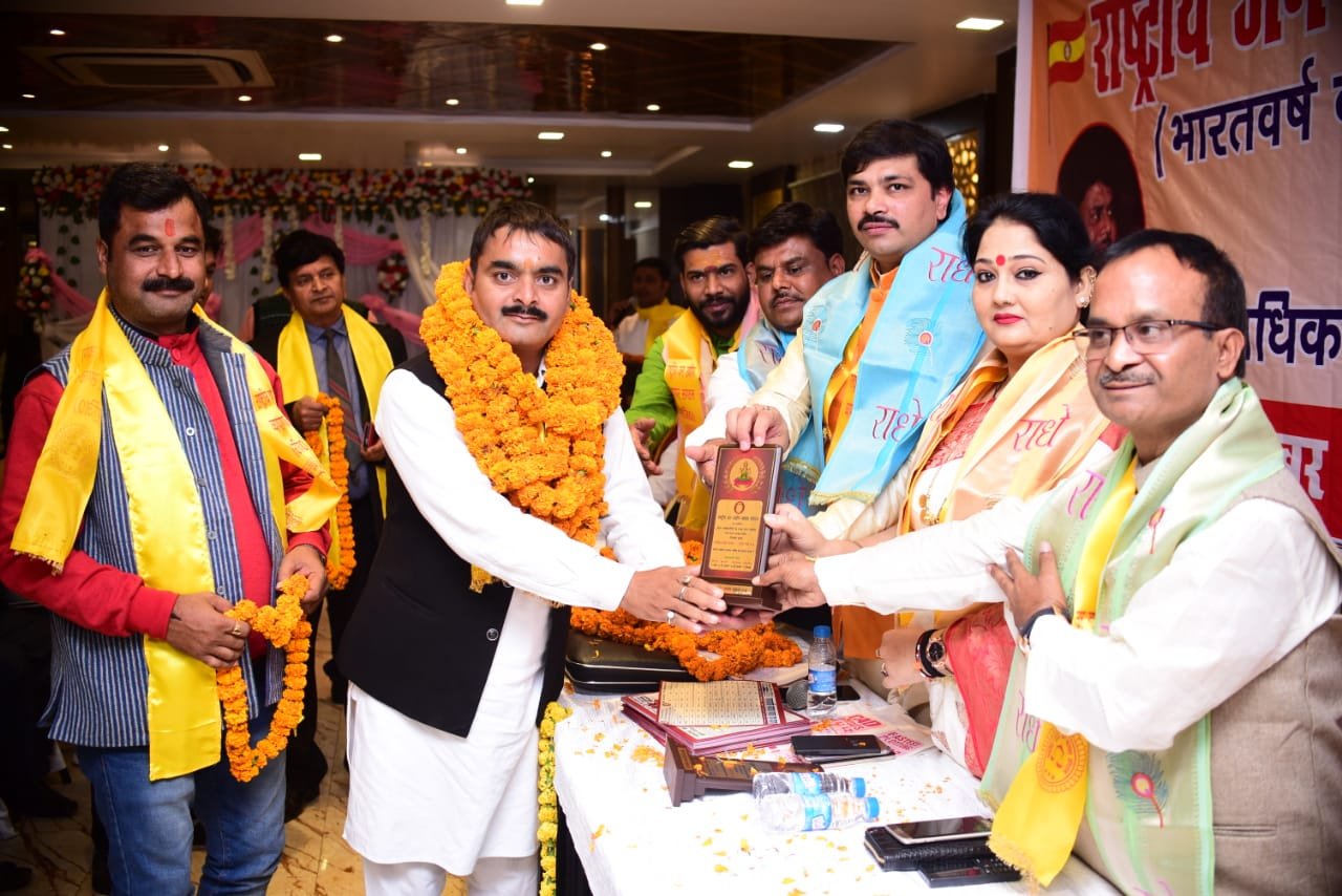 देश की उन्नति लिए खुदरा व्यापार बचाना जरूरी: मानवेंद्र पांडव | New India Times