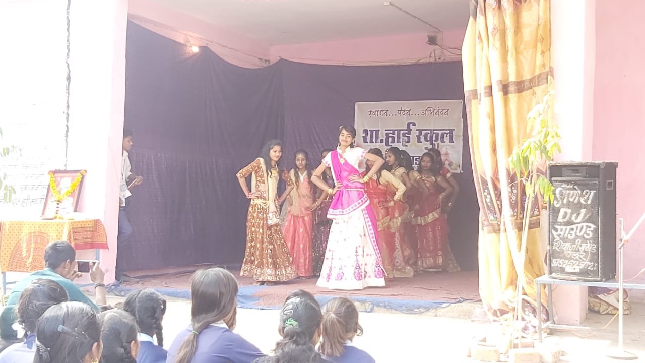 शासकीय हाई स्कूल बोधवाड़ा में बडे़ ही हर्षोल्लास से वार्षिकोत्सव का लड्डुओं की मिठास के साथ हुआ समापन | New India Times