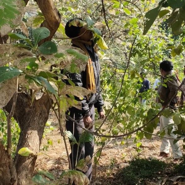 प्राथमिक शाला में पदस्थ शिक्षक ने की आत्महत्या, परिजनों ने लगाए हत्या के आरोप | New India Times