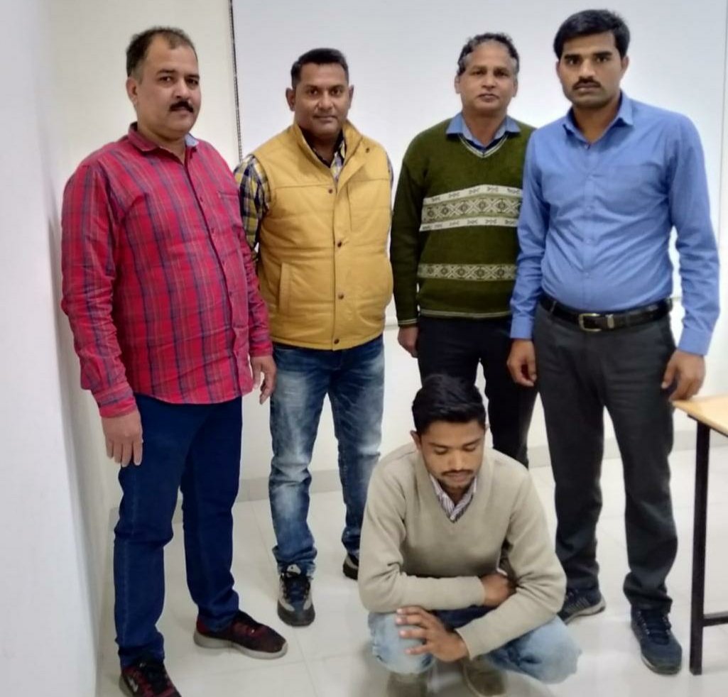 सायबर क्राइम ब्रांच टीम ने एटीएम कार्ड से दो लाख रूपये निकालकर धोखाधड़ी करने वाले आरोपी को किया गिरफ्तार | New India Times