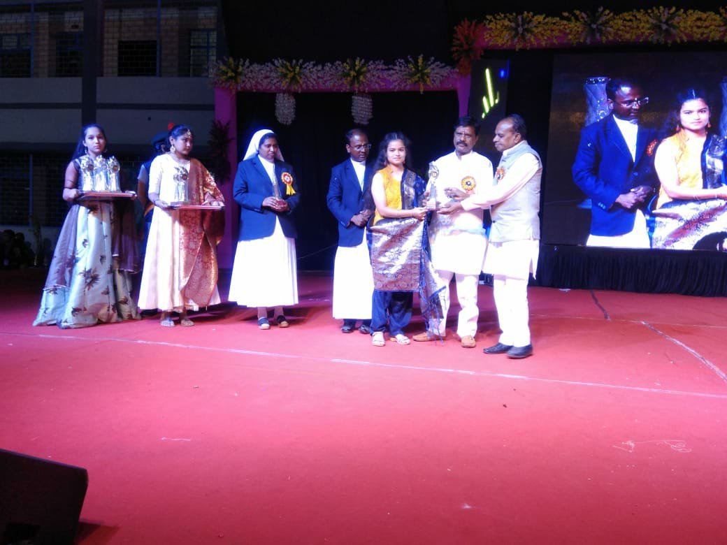 झाबुआ जिले के मेघनगर में सेंट अर्नाल्ड स्कूल का वार्षिक उत्सव हुआ संपन्न | New India Times