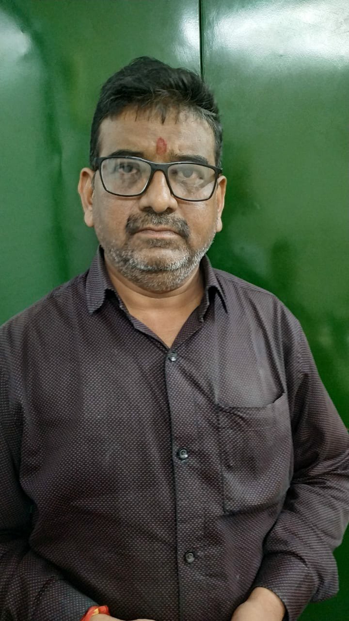 धुले महानगरपालिका का लिपिक रिश्वत लेते हुए रंगे हाथों गिरफ्तार | New India Times