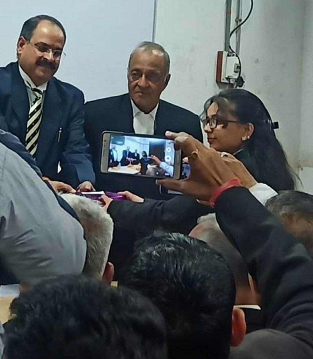 वकीलों के सबसे अच्छे मित्र हैं किताबें: जस्टिस विशाल मिश्रा | New India Times