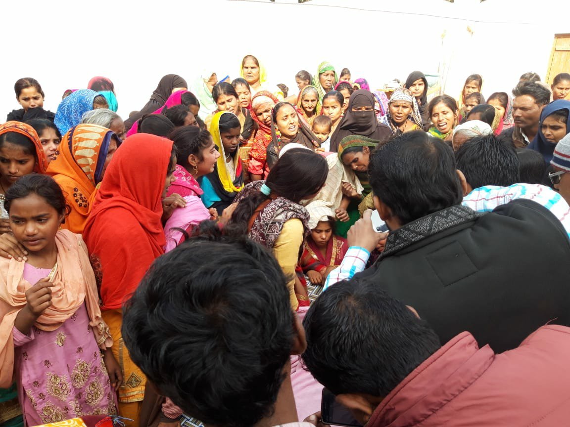 कार सवार बदमाशों ने दिनदहाड़े ग्राम प्रधान को मारी गोली | New India Times