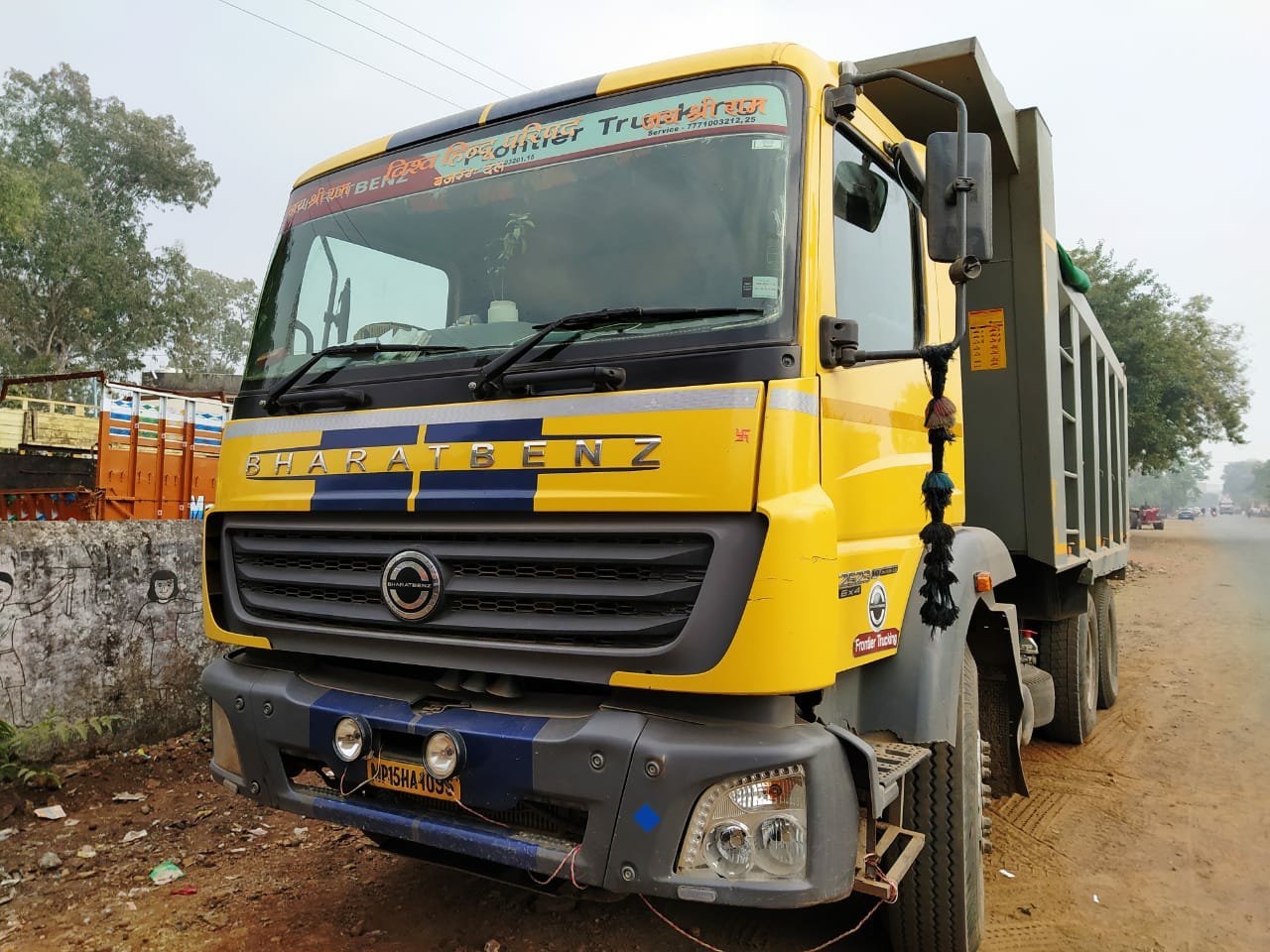 देवरी में चेकिंग के दौरान ओवरलोड तीन वाहनों पर पुलिस ने की कार्रवाई 2 देवरी में चेकिंग के दौरान ओवरलोड तीन वाहनों पर पुलिस ने की कार्रवाई | New India Times