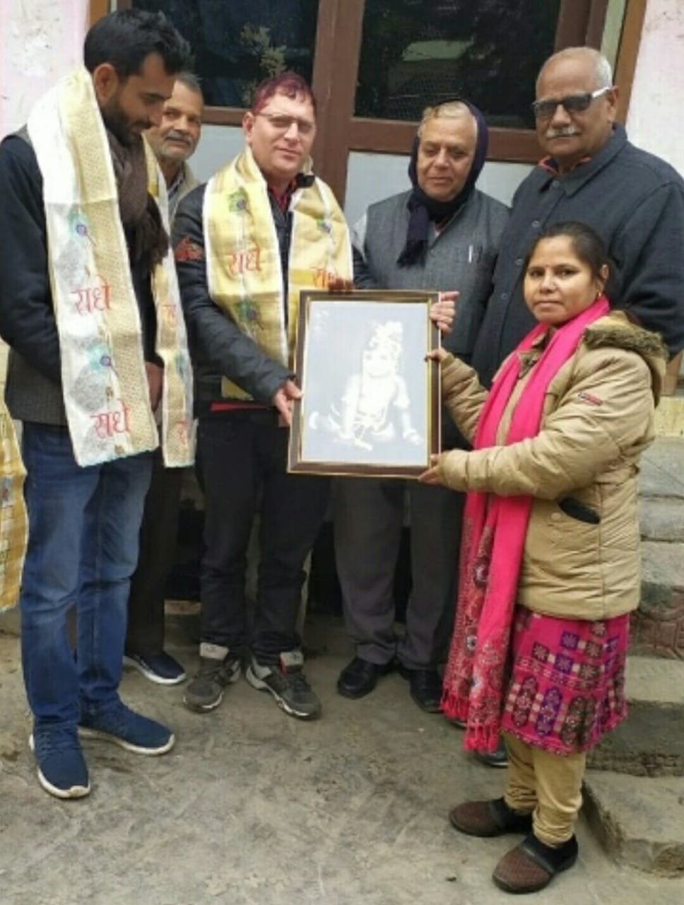 समाजसेवी विनोद दीक्षित को "द अवार्ड ऑफ एक्सीलेंस 2019" से किया गया सम्मानित | New India Times