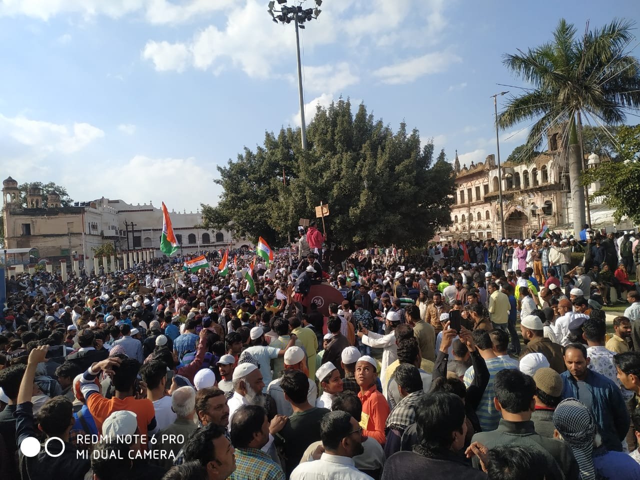 कांग्रेसी विधायक आरिफ मसूद ने भारत बंद के आह्वान पर भोपाल के सफल बंद पर सभी व्यापारियों एवं दुकानदारों का किया आभार व्यक्त | New India Times