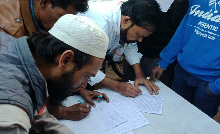 मौलाना आज़ाद एकता समिति ने भोपाल के वार्ड 41 में CAA एवं NRC के ख़िलाफ़ चलाया हस्ताक्षर अभियान का दूसरा चरण | New India Times