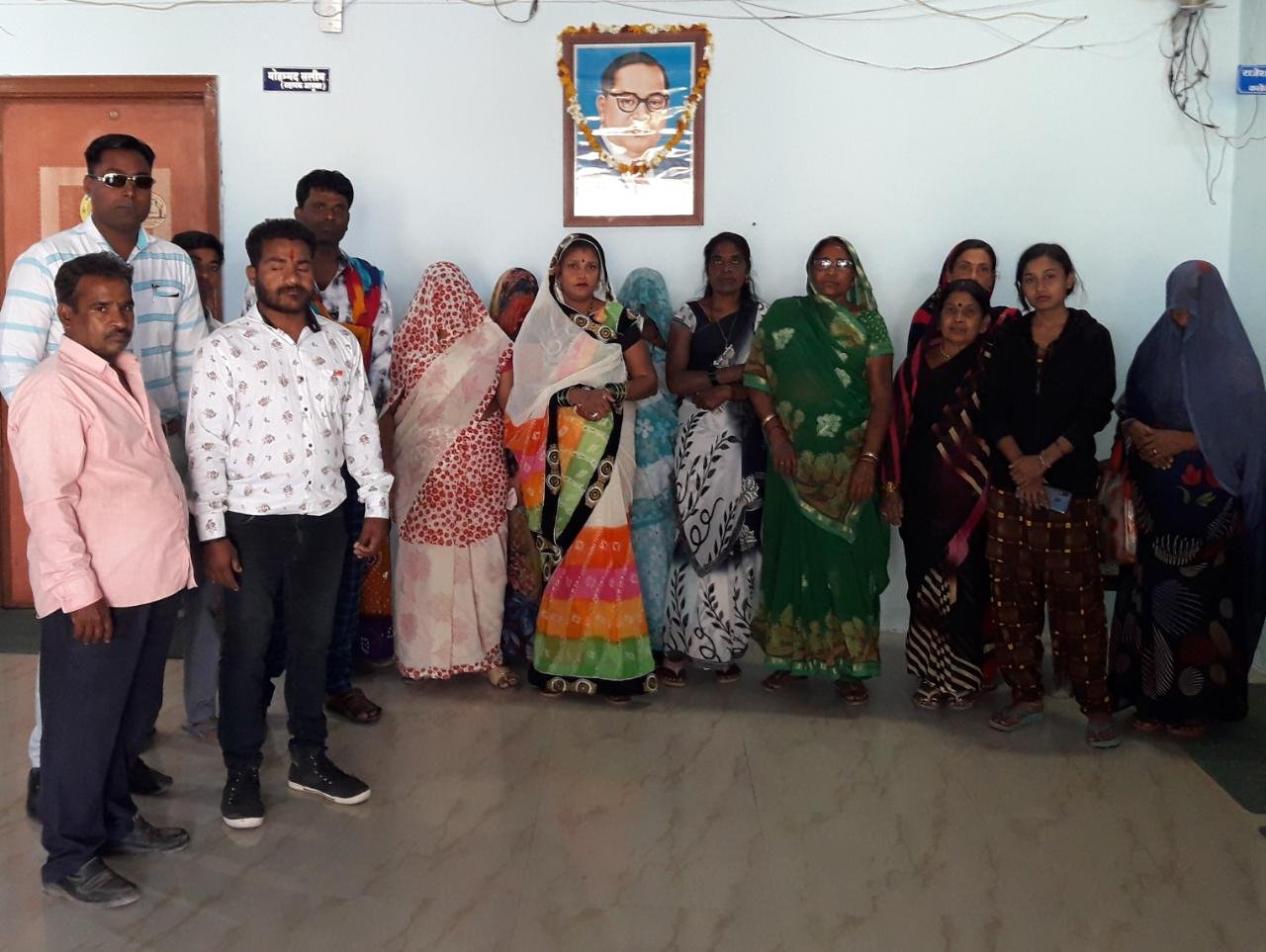 निगम के सफ़ाई कर्मियों को नहीं मिल रहा है दो माह से वेतन, वाल्मीकि संगठन के संस्थापक अध्यक्ष के नेतृत्व में कर्मचारियों ने निगमायुक्त से भेंटकर की जल्द वेतन देने की मांग | New India Times