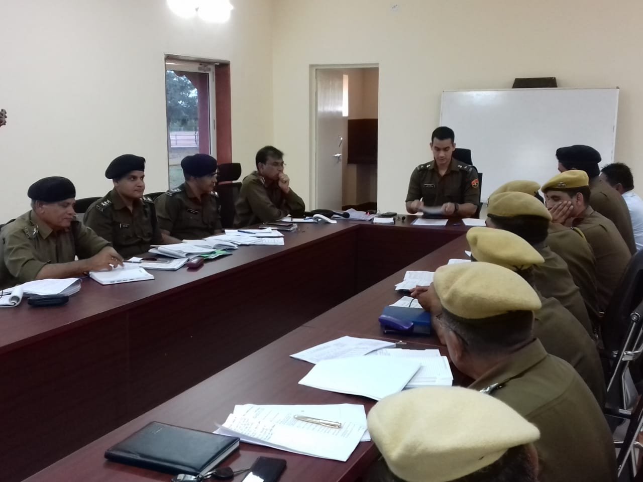 धौलपुर पुलिस अधीक्षक ने क्राइम मीटिंग में होली के त्यौहार पर शांति व्यवस्था बनाये रखने के लिए दिए निर्देश | New India Times