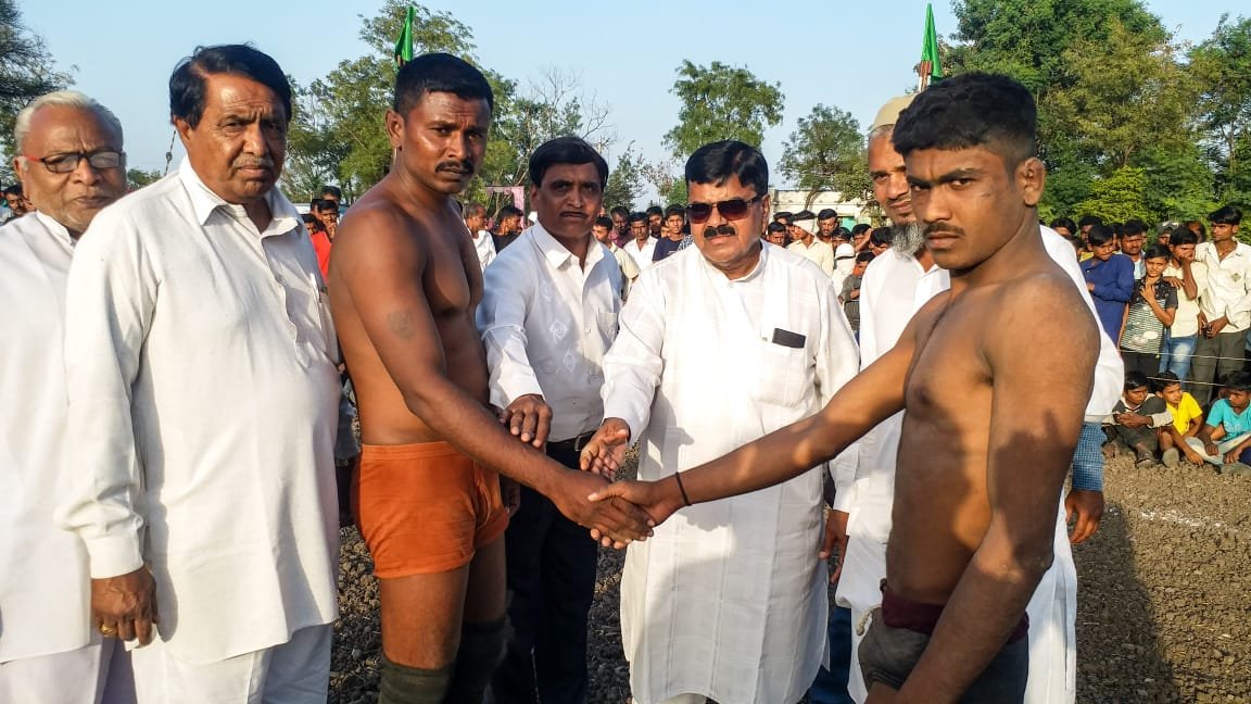 स्व. भास्करराव गरुड़ कुश्ती स्पर्धा का हुआ आयोजन | New India Times